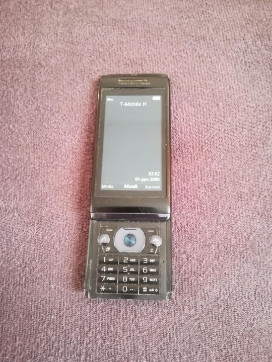 Sony Ericsson  u10i telefon  ,beszéd hangszóró rossz,