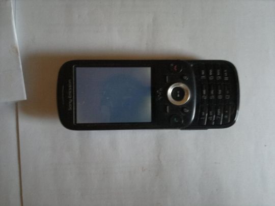 Sony ericsson w20  telefon eladó   csak villog !