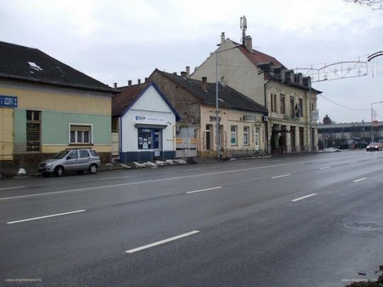 Soroksáron garzon lakás kiadó!