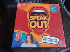 Speak Out társasjáték - Hasbro -Mondd ki - angol nyelvű