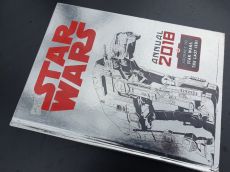 Star Wars Annual 2018 + plüss figurák -22 cm, új