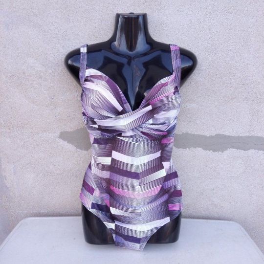 Sun&Ocean Csíkos egyrészes fürdőruha XXXXL-es