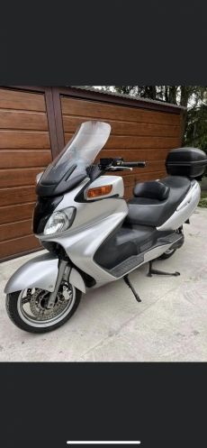 Suzuki Burgman An 650