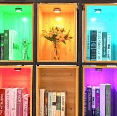 Szekrény világítás hangulatfény RGB LED izzó 2db távirányító