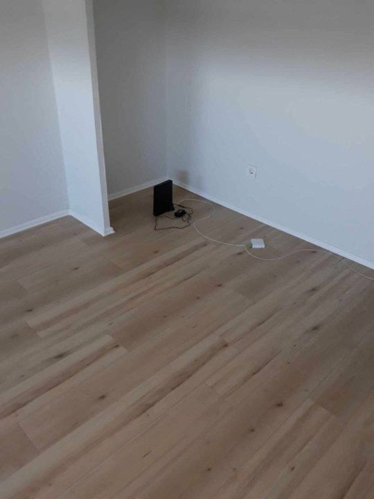 Szobafestés és laminált padló lerakás kedvező áron