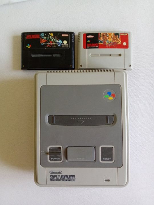 Szuper Nintendo konzol