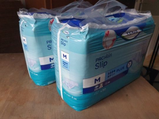 Tena Proskin Slip-Pants M inkont. nadrágpelenka +4x30 db +Mini betét