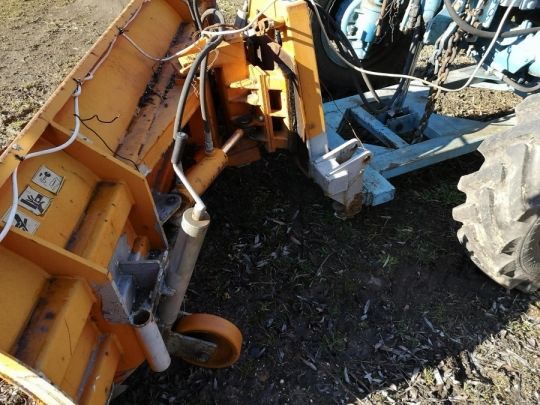 TOLÓLAP gyári hidraulikus jobra balra gépkönyvvel (hóekénél)