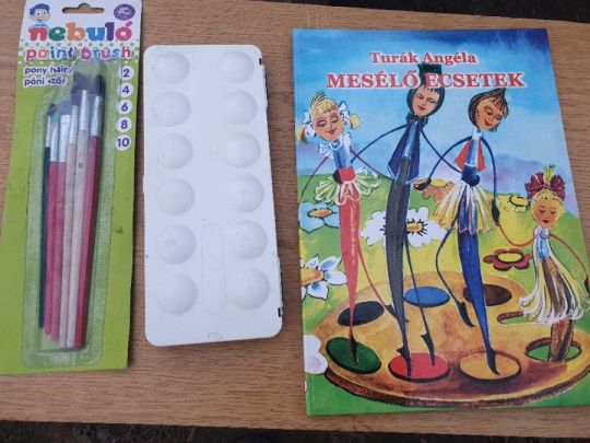 Turák Angéla: Mesélő ecsetek +ajándék vízfesték ecsetekkel