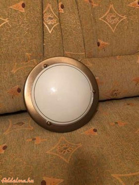 UFO MENYEZET LÁMPA
