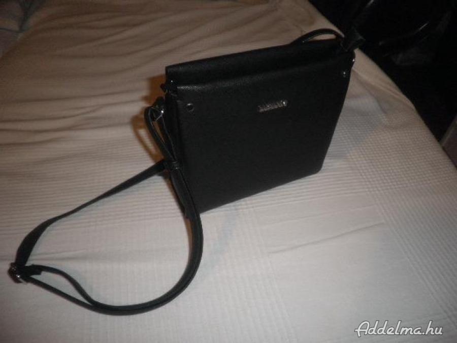Új női táska fekete rostbőr 22 cm x 23 cm Lazzarini márka