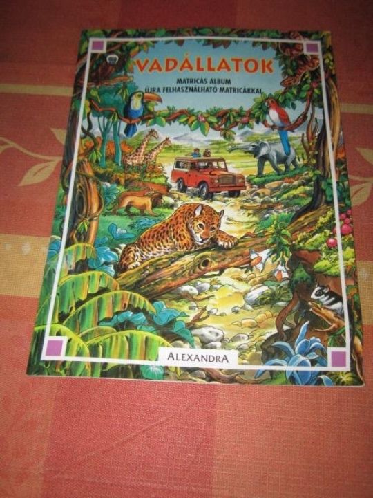 Új Vadállatok matricás album újra felhasználható matricákkal