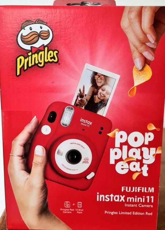 VADONATÚJ FUJIFILM INSTAX MINI 11 FÉNYKÉPEZŐGÉP