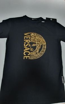 Versace pólók 80-90% kedvezménnyel!