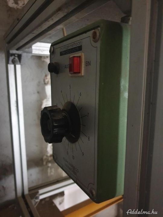 Vibrációs adagoló