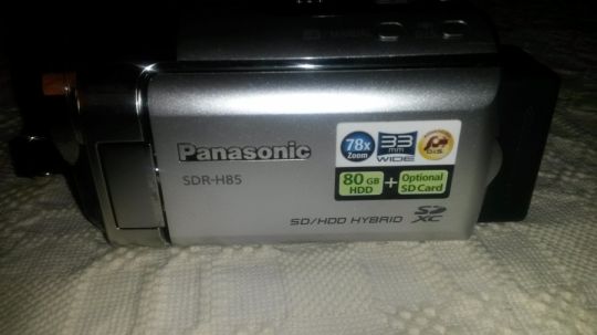 Videokamera panasonic  SDR-H 85, 78 x zoom, 80 GB hdd. Olcsón eladó.