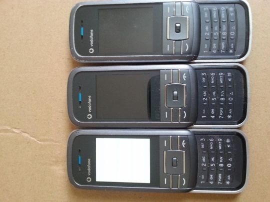 Vodafone 533  telefon eladó nem ad kép vagy nem reagáls