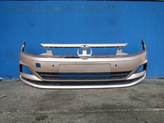Volkswagen Polo 2G első lökhárítók