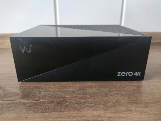VU+ ZERO 4K DVB-S/S2/S2X beltéri dobozában eladó