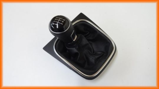 VW AUDI SEAT SKODA BONTOTT, KAPASZKODÓK, HAMUTÁLAK