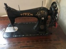 Winselmann Titan varrógép