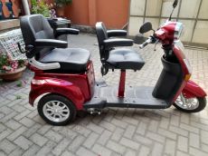ZTECH 2-személyes akkumulátoros moped.