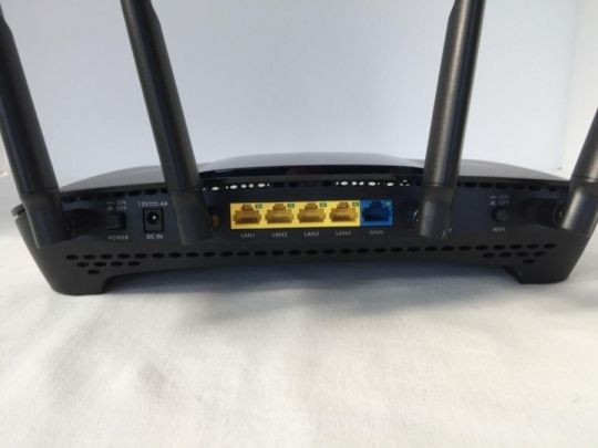 ZYXEL ARMOR Z1 profi router eladó